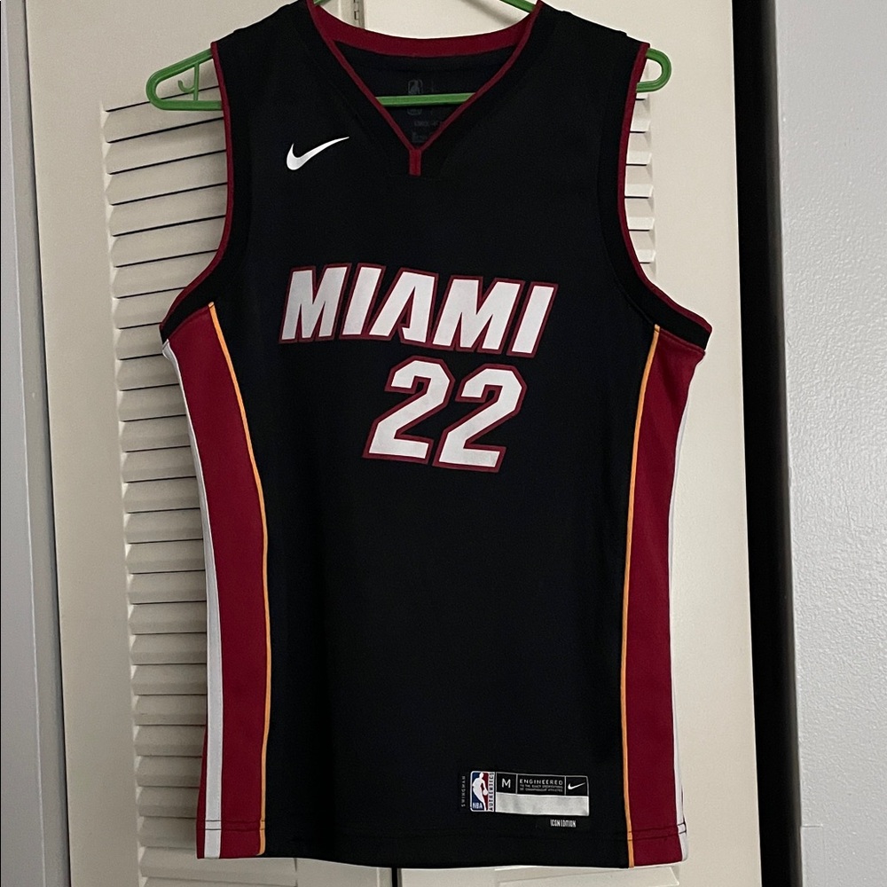 Youth medium Miami Heat Jimmy Butler jersey